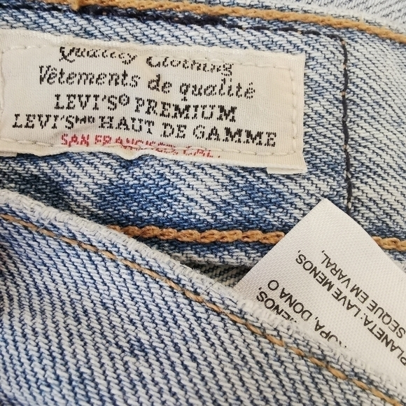 LEVI'S 501 ripped high waist boyfriend medium jeans - Picture 11 of 15